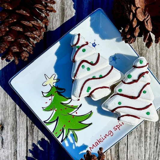 Christmas Cake Bath Bomb